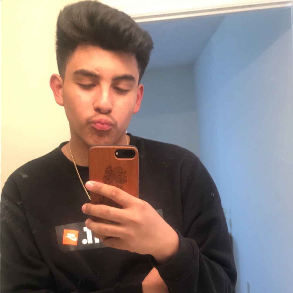 Meet your Posher, Michael